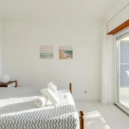 Apartment Horizonte Infinito - By Capararica Costa da Caparica